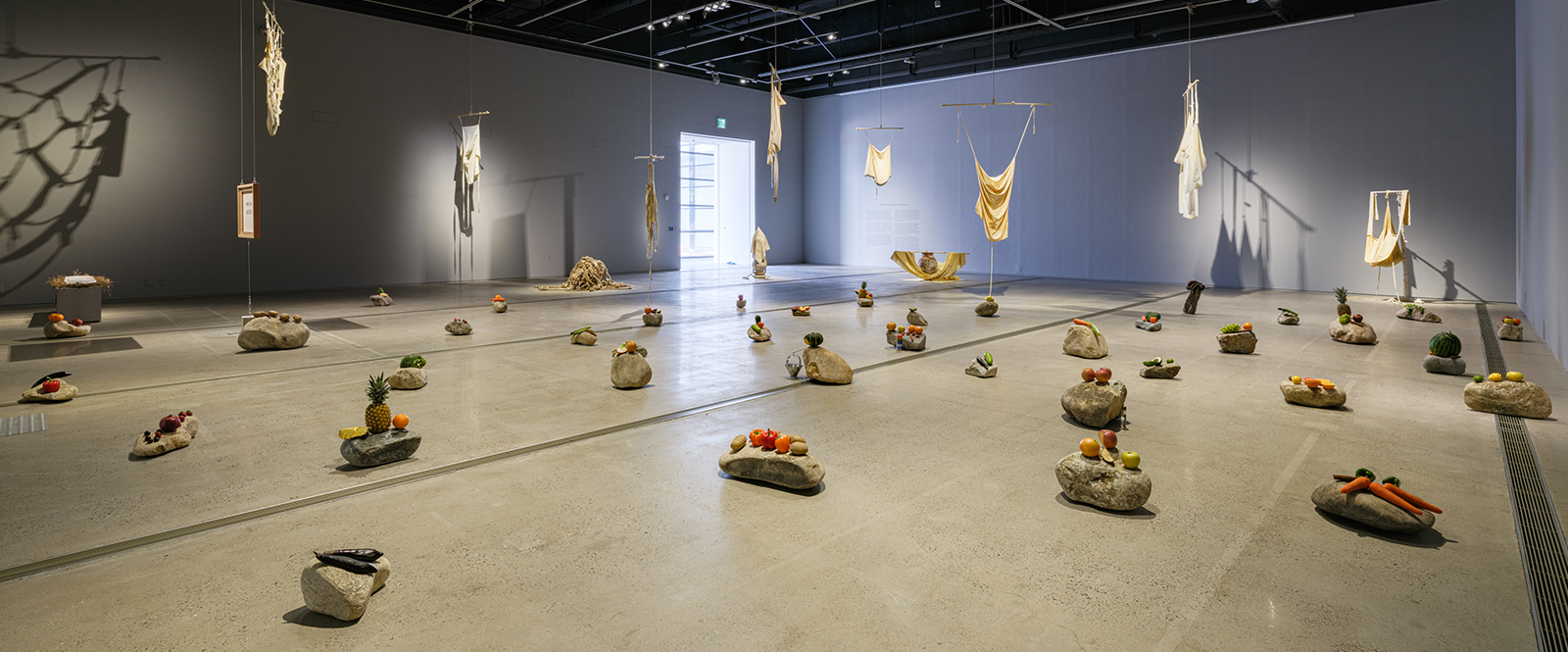 소멸의 시학: 삭는 미술에 대하여