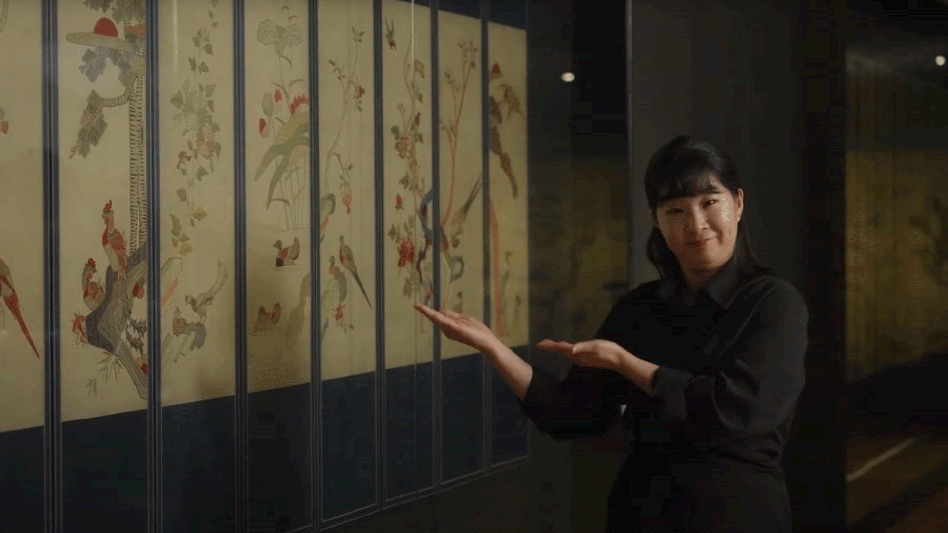 청각장애인을 위한 수어 전시감상_«한국 근현대 자수: 태양을 잡으려는 새들»